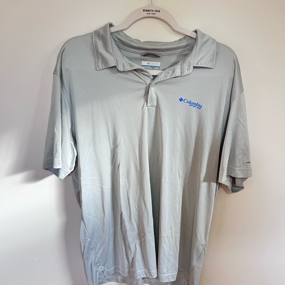 Columbia Men's Light Gray Polo Shirt